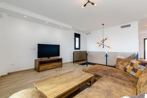 Villa i Torrevieja, Alicante, Torrevieja - € 990.000 | Ref: W-02T30F - foto 11